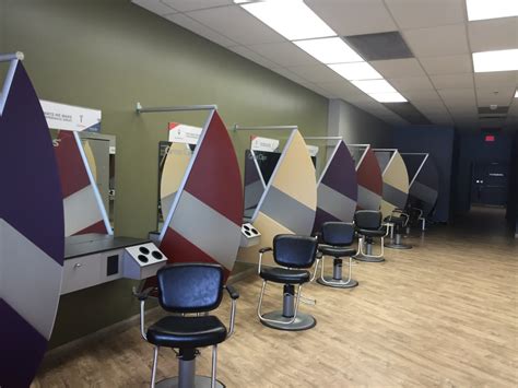Great clips southbridge  Oxford, MA 01540